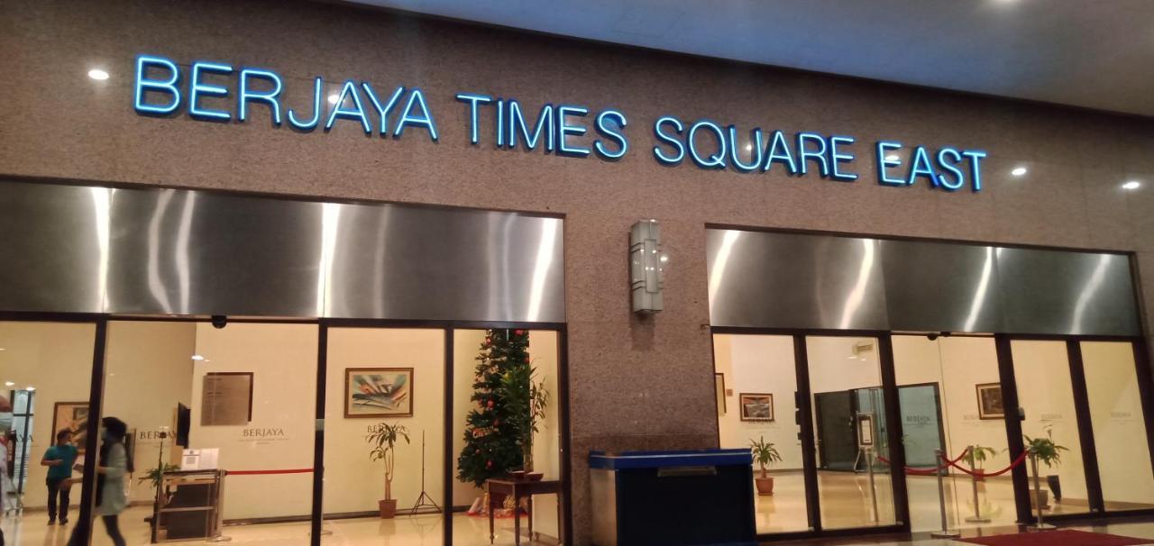 Town Place Apartments At Times Square Kl Куала-Лумпур Экстерьер фото