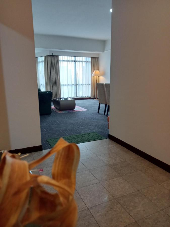 Town Place Apartments At Times Square Kl Куала-Лумпур Экстерьер фото